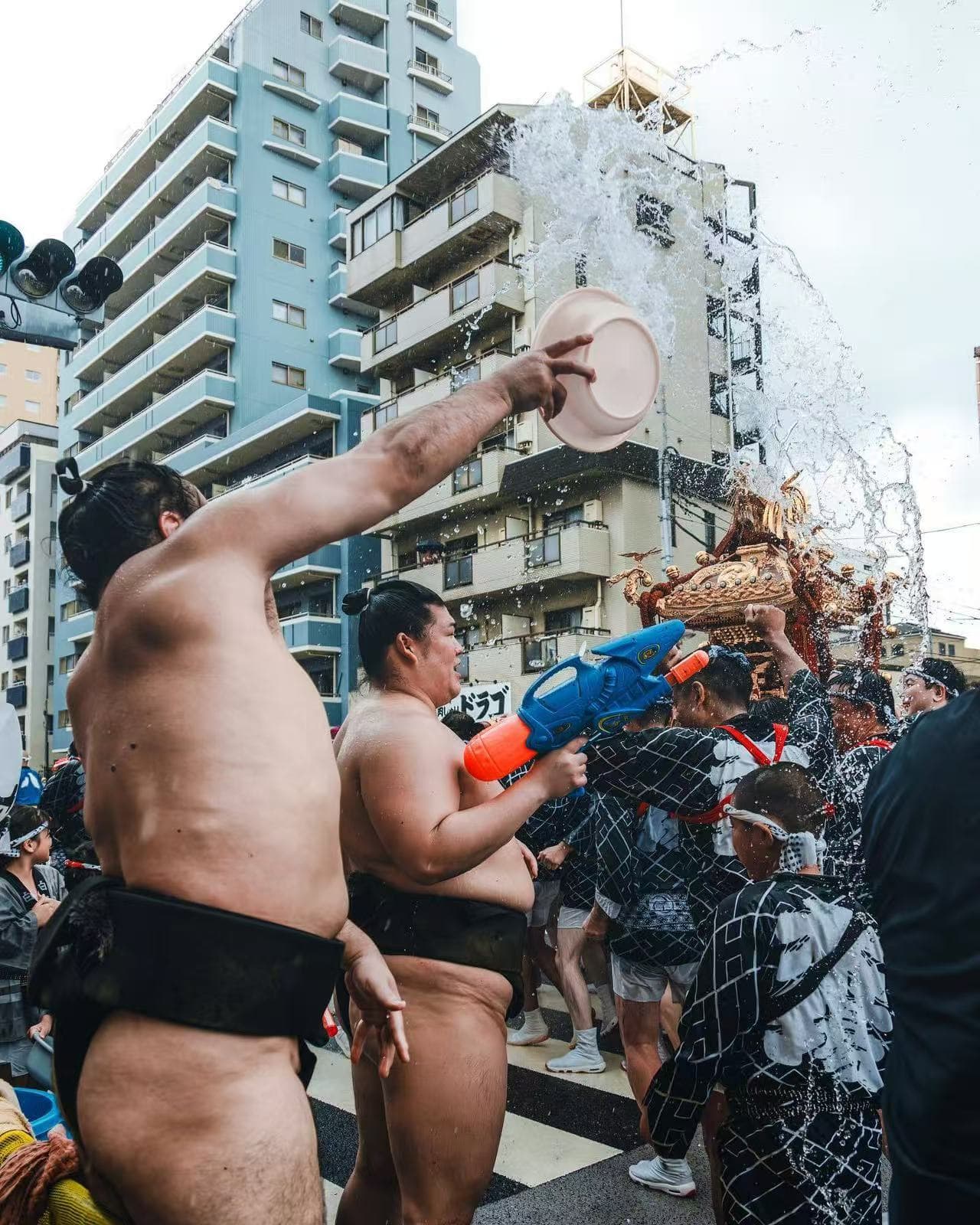 Tokyo's Water-Splashing Festival 6