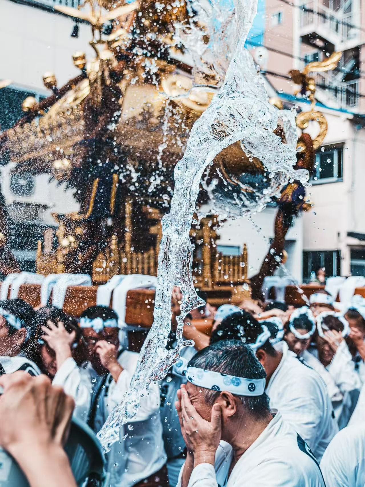 Tokyo's Water-Splashing Festival 14
