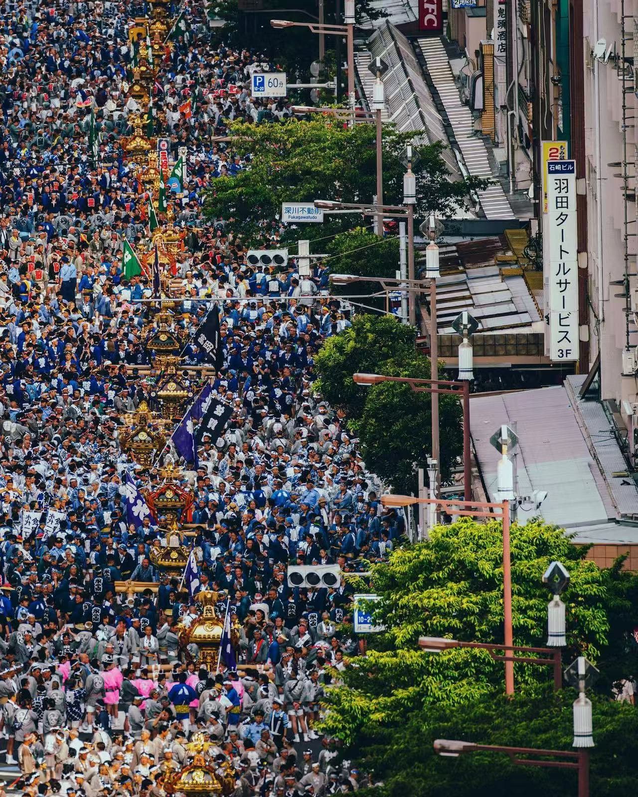 Tokyo's Water-Splashing Festival 4